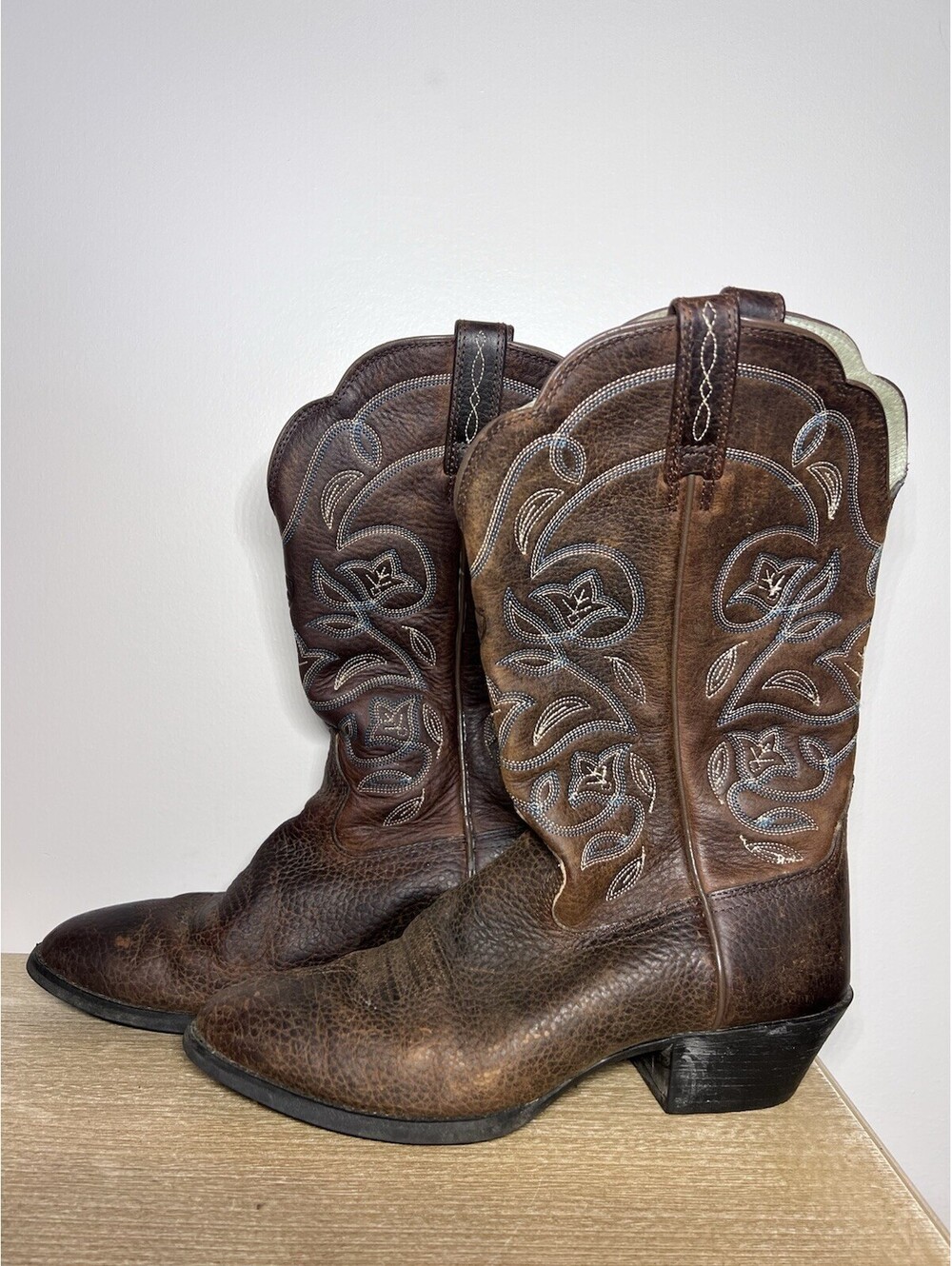 Ariat Women's Heritage Brown Cowgirl Boots Floral Size 7.5